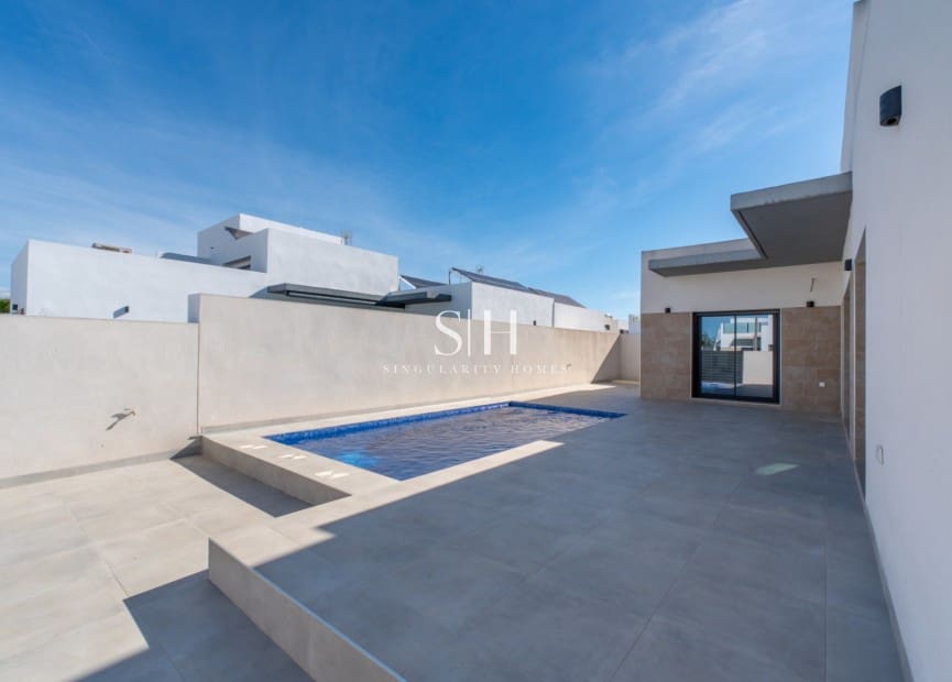 3 soveværelse Semi-Rækkehus til salg i Daya Nueva med swimmingpool - € 380.000 (Ref: 9603268)