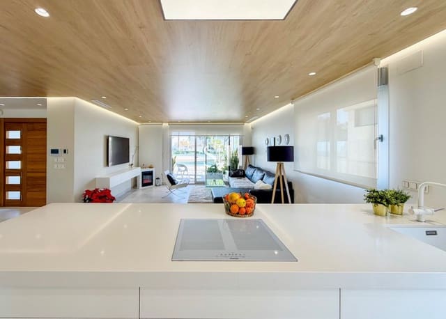 4 Zimmer Villa zu verkaufen in Campoamor, Orihuela mit Pool Garage - 1.890.000 € (Ref: 9613915)