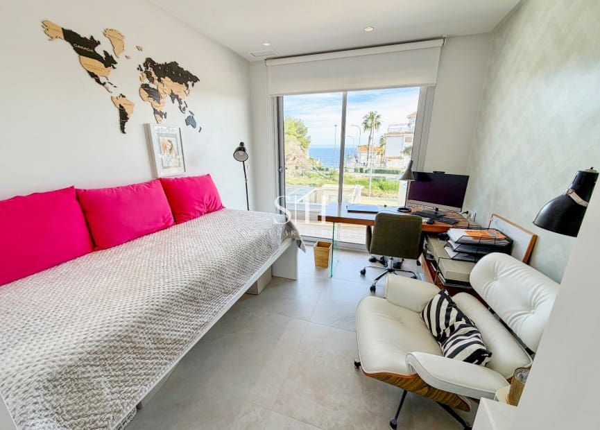 4 Zimmer Villa zu verkaufen in Campoamor mit Pool Garage - 1.890.000 € (Ref: 9613915)