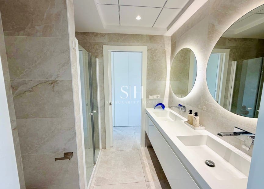 4 Zimmer Villa zu verkaufen in Campoamor mit Pool Garage - 1.890.000 € (Ref: 9613915)