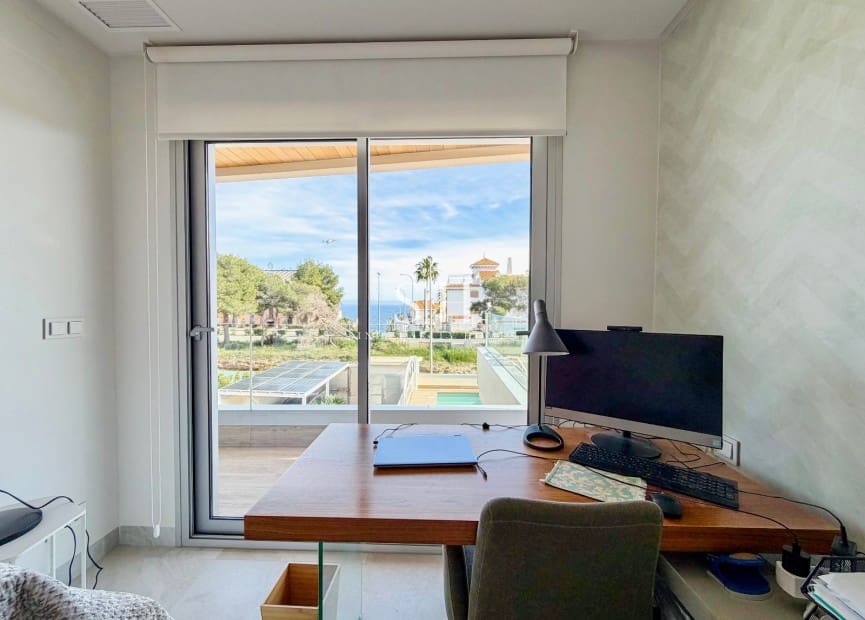 4 Zimmer Villa zu verkaufen in Campoamor mit Pool Garage - 1.890.000 € (Ref: 9613915)