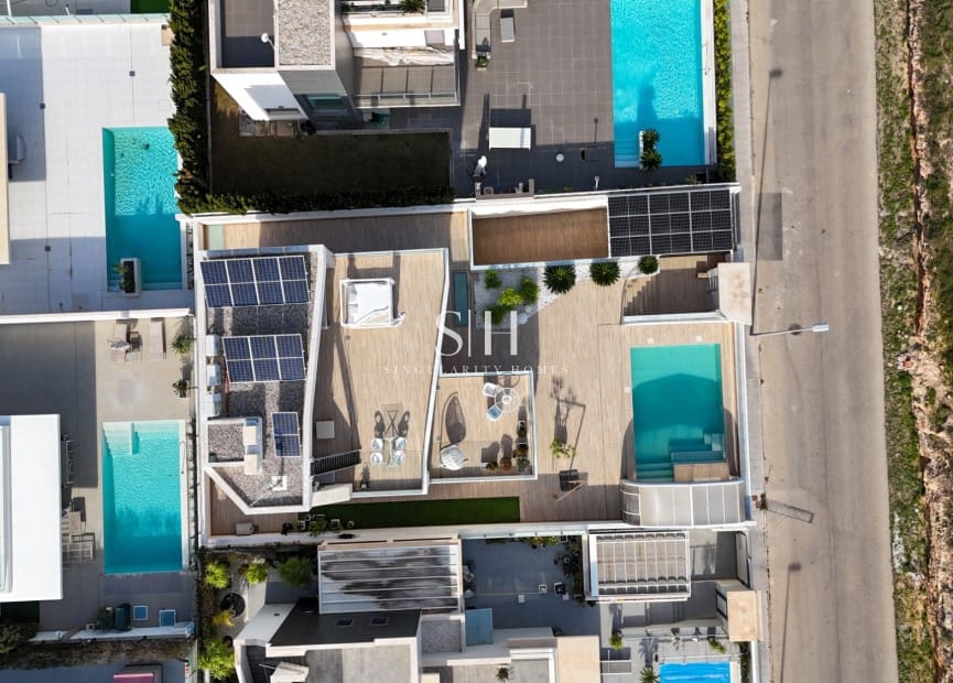 4 Zimmer Villa zu verkaufen in Campoamor mit Pool Garage - 1.890.000 € (Ref: 9613915)