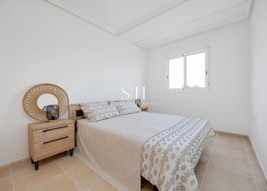 2 Zimmer Apartment zu verkaufen in San Fulgencio mit Pool - 148.000 € (Ref: 9613916)