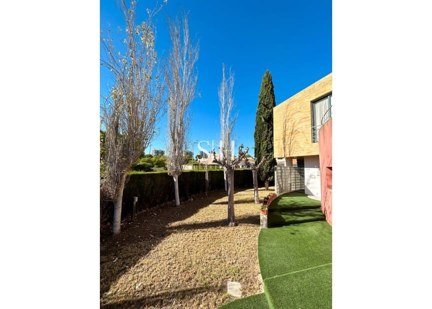 4 bedroom Villa for sale in Campoamor with pool garage - € 1,300,000 (Ref: 9617899)