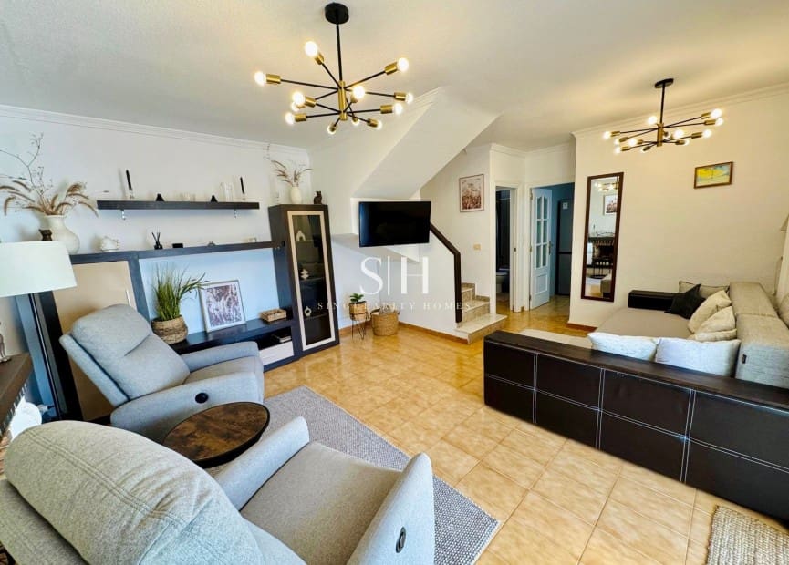 3 makuuhuone Huvila myytävänä paikassa Torrevieja mukana uima-altaan - 249 900 € (Ref: 9618164)