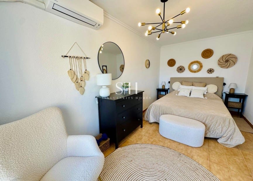 3 makuuhuone Huvila myytävänä paikassa Torrevieja mukana uima-altaan - 249 900 € (Ref: 9618164)