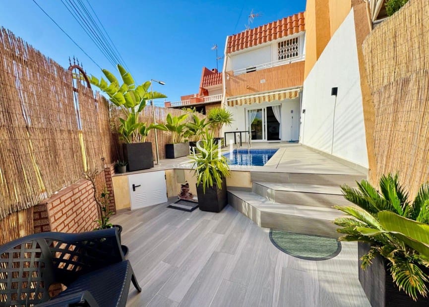 3 makuuhuone Huvila myytävänä paikassa Torrevieja mukana uima-altaan - 249 900 € (Ref: 9618164)