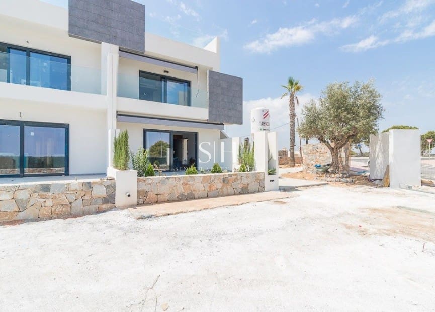 2 sovrum Bungalow till salu i Los Balcones med pool garage - 340 000 € (Ref: 9631525)