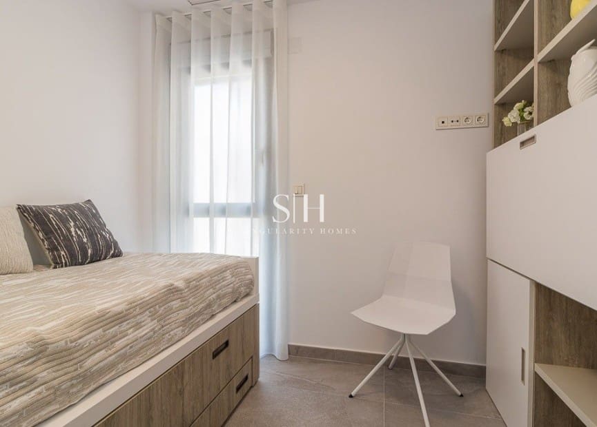 2 sovrum Bungalow till salu i Los Balcones med pool garage - 340 000 € (Ref: 9631525)
