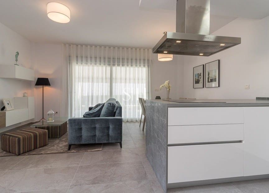 2 sovrum Bungalow till salu i Los Balcones med pool garage - 340 000 € (Ref: 9631525)