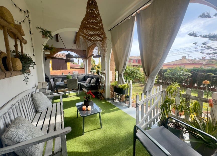 3 soveværelse Villa til salg i Aguas Nuevas - € 730.000 (Ref: 9650557)