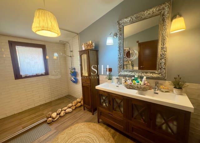 3 bedroom Villa for sale in Aguas Nuevas, Torrevieja - € 730,000 (Ref: 9650557)