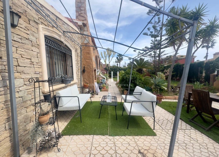 3 soveværelse Villa til salg i Aguas Nuevas - € 730.000 (Ref: 9650557)