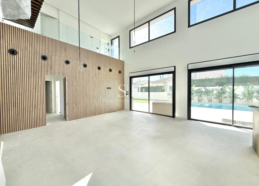 3 sypialnia Willa na sprzedaż w Ciudad Quesada z basenem - 879 000 € (Ref: 9656840)