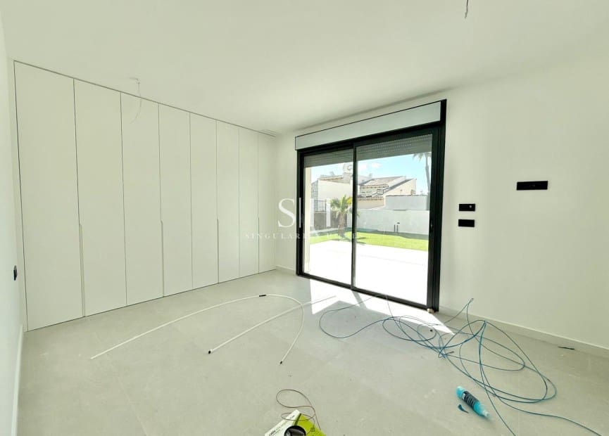 3 sypialnia Willa na sprzedaż w Ciudad Quesada z basenem - 879 000 € (Ref: 9656840)