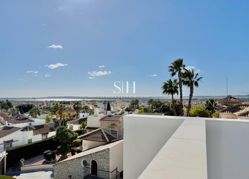 3 sypialnia Willa na sprzedaż w Ciudad Quesada z basenem - 879 000 € (Ref: 9656840)