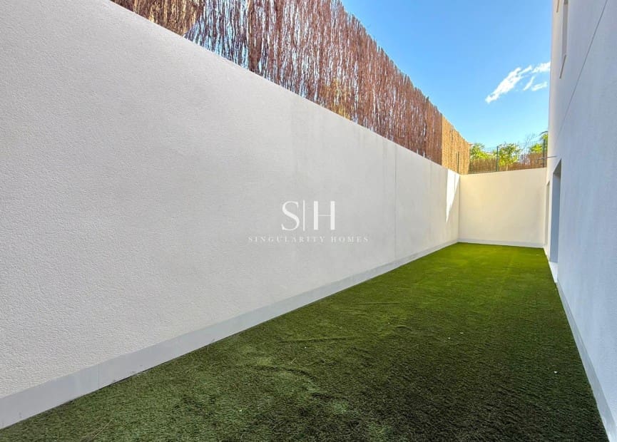 3 sypialnia Willa na sprzedaż w Ciudad Quesada z basenem - 879 000 € (Ref: 9656840)