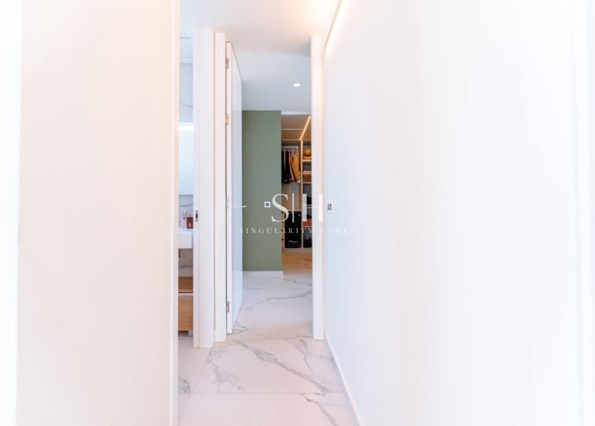 5 bedroom Villa for sale in San Miguel de Salinas with pool garage - € 780,000 (Ref: 9685503)