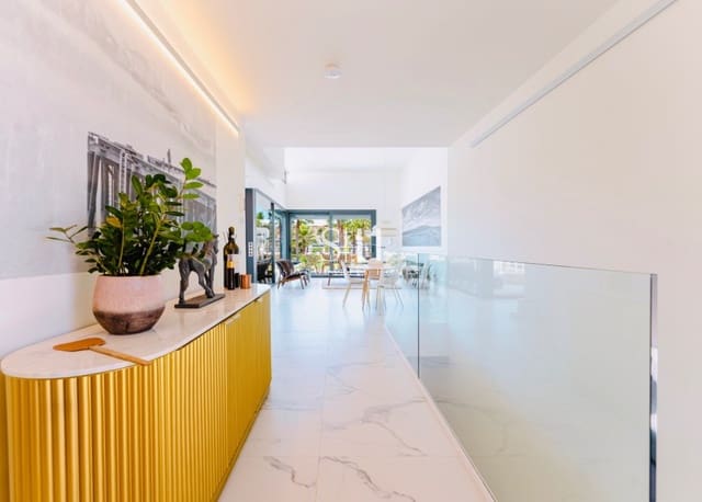 5 sypialnia Willa na sprzedaż w San Miguel de Salinas z basenem garażem - 780 000 € (Ref: 9685503)