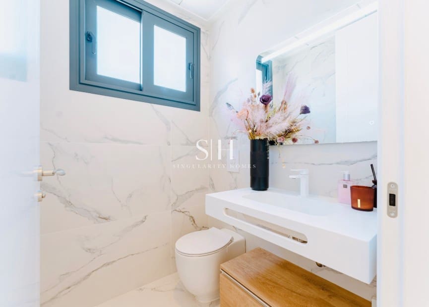 5 bedroom Villa for sale in San Miguel de Salinas with pool garage - € 780,000 (Ref: 9685503)