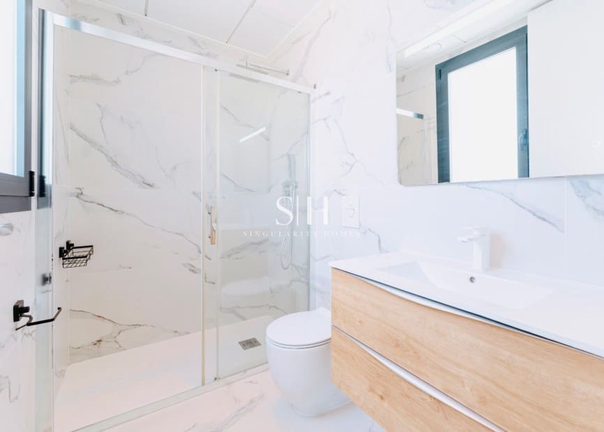 5 bedroom Villa for sale in San Miguel de Salinas with pool garage - € 780,000 (Ref: 9685503)