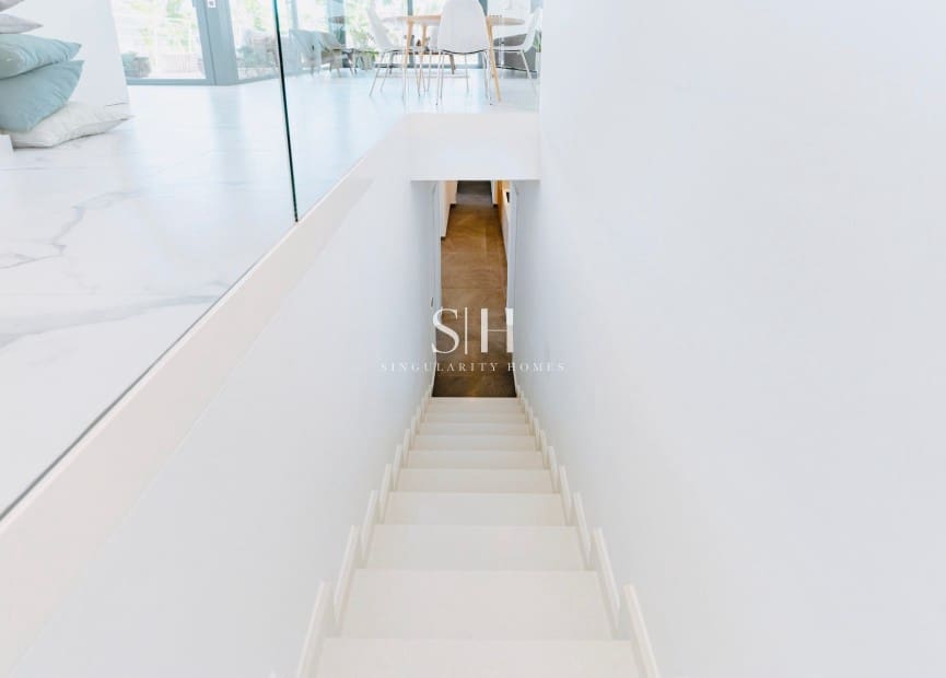 5 bedroom Villa for sale in San Miguel de Salinas with pool garage - € 780,000 (Ref: 9685503)