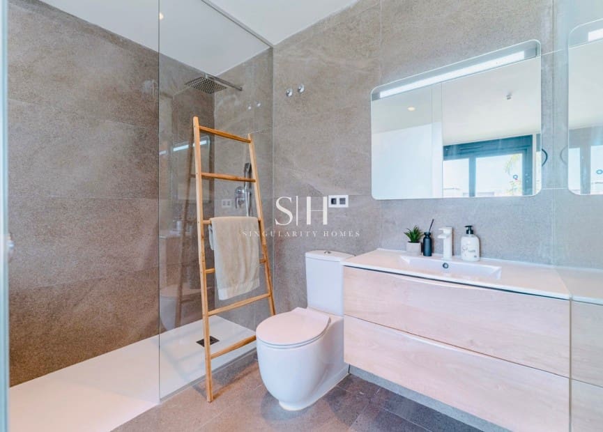 5 bedroom Villa for sale in San Miguel de Salinas with pool garage - € 780,000 (Ref: 9685503)