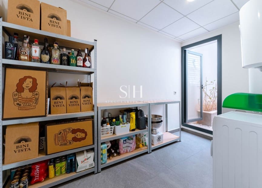 5 bedroom Villa for sale in San Miguel de Salinas with pool garage - € 780,000 (Ref: 9685503)