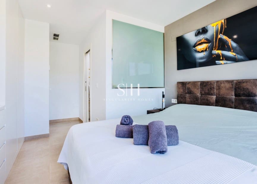 3 soveværelse Rækkehus til salg i Benijofar med swimmingpool garage - € 439.000 (Ref: 9685504)