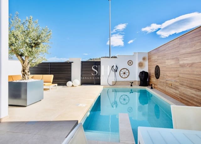 3 soveværelse Rækkehus til salg i Benijófar med swimmingpool garage - € 439.000 (Ref: 9685504)