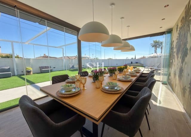 Chalet de 3 habitaciones en San Fulgencio en venta con piscina garaje - 995.000 € (Ref: 9689953)