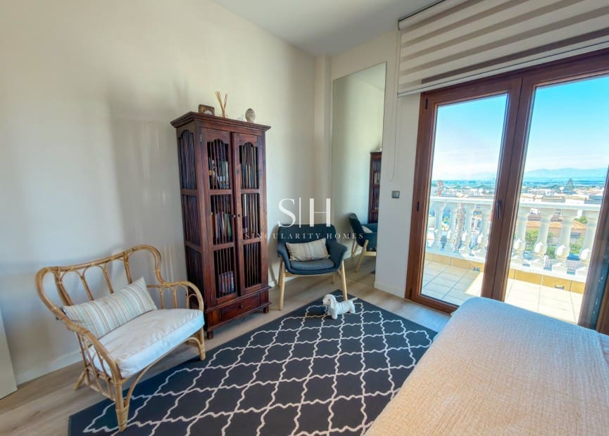 3 bedroom Villa for sale in San Fulgencio with pool garage - € 995,000 (Ref: 9689953)