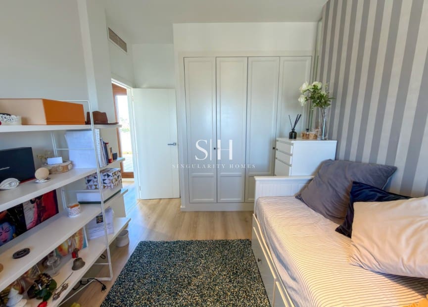 3 bedroom Villa for sale in San Fulgencio with pool garage - € 995,000 (Ref: 9689953)