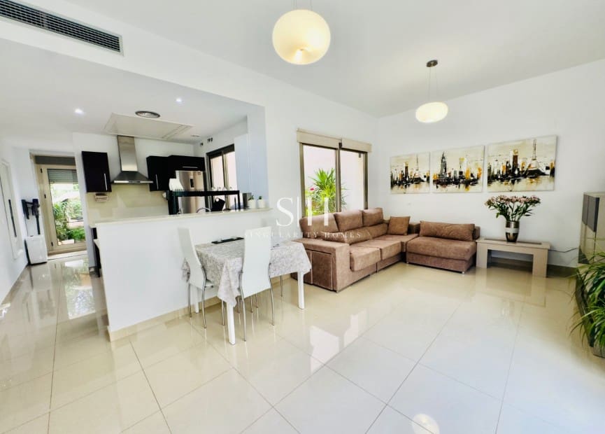 3 slaapkamer Rijtjeshuis te koop in Orihuela Costa met zwembad garage - € 375.000 (Ref: 9699912)