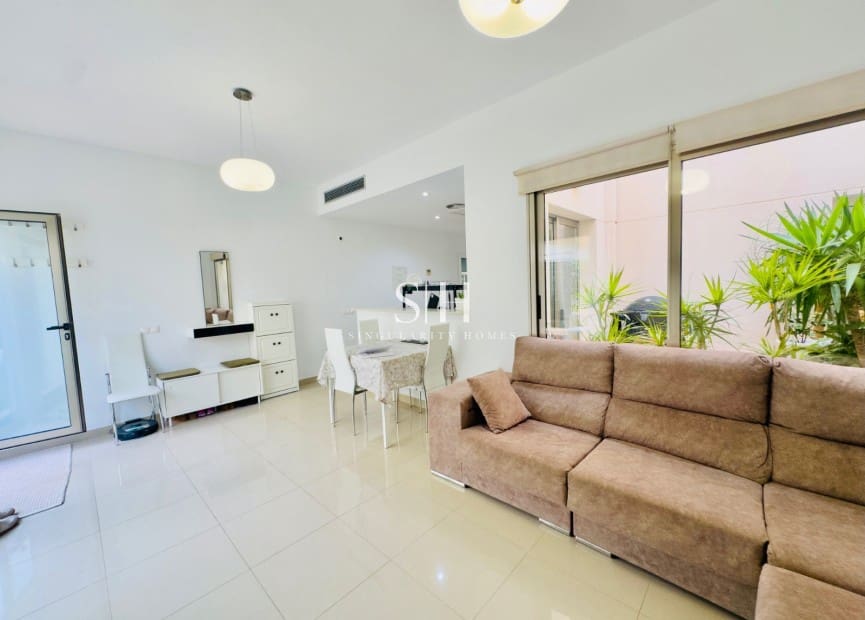 3 slaapkamer Rijtjeshuis te koop in Orihuela Costa met zwembad garage - € 375.000 (Ref: 9699912)