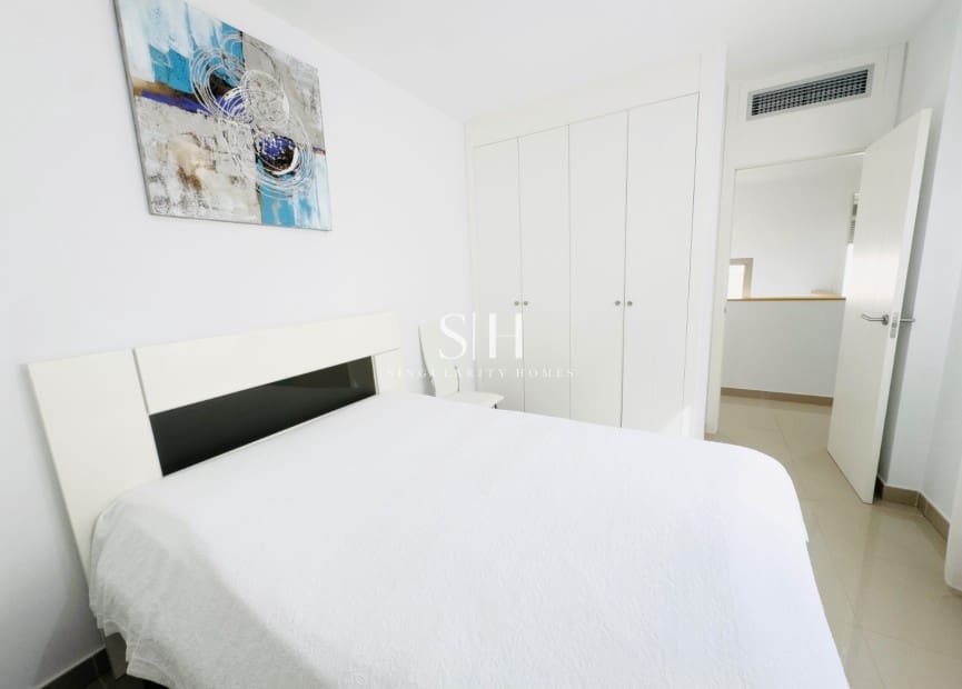 3 slaapkamer Rijtjeshuis te koop in Orihuela Costa met zwembad garage - € 375.000 (Ref: 9699912)