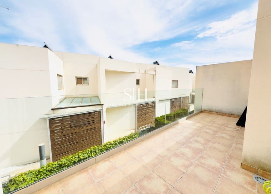 3 slaapkamer Rijtjeshuis te koop in Orihuela Costa met zwembad garage - € 375.000 (Ref: 9699912)