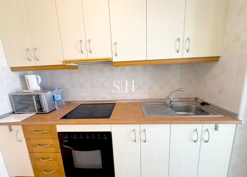 Apartamento de 2 habitaciones en La Veleta en venta con piscina garaje - 219.000 € (Ref: 9700039)