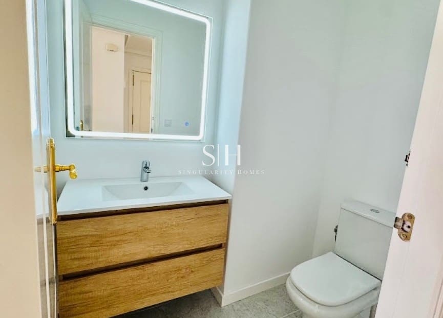 2 bedroom Apartment for sale in Campoamor with pool - € 249,000 (Ref: 9716488)