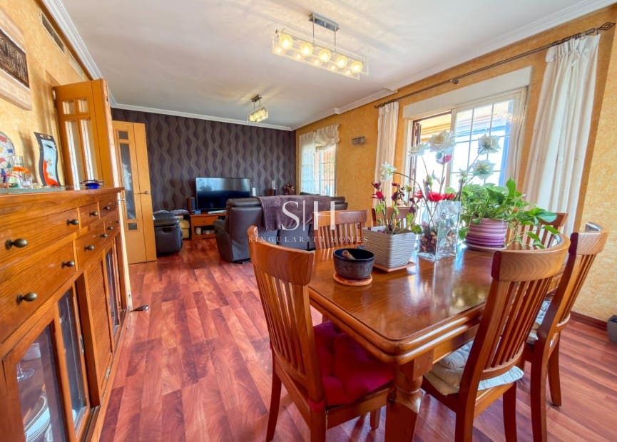 4 bedroom Villa for sale in Aguas Nuevas with pool garage - € 499,000 (Ref: 9749702)