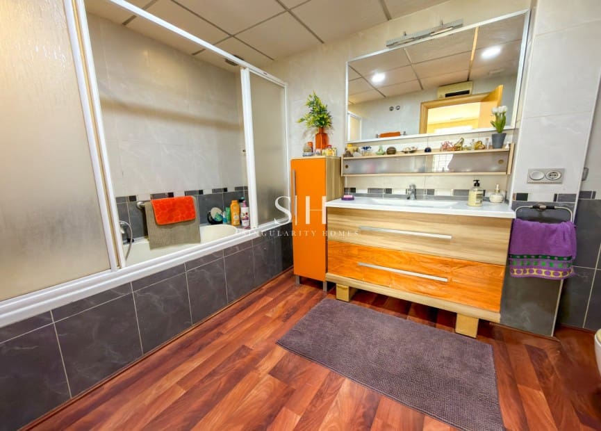 4 bedroom Villa for sale in Aguas Nuevas with pool garage - € 499,000 (Ref: 9749702)