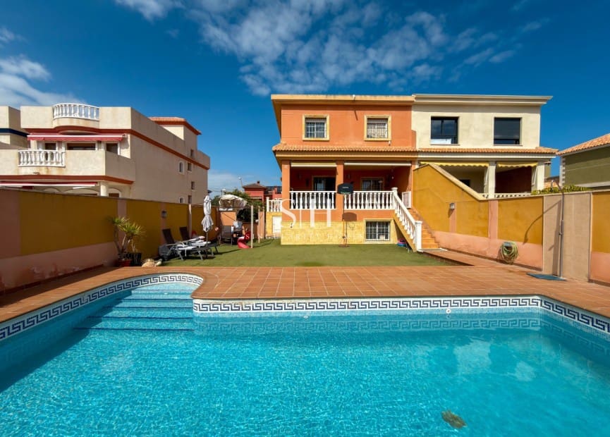4 bedroom Villa for sale in Aguas Nuevas with pool garage - € 499,000 (Ref: 9749702)
