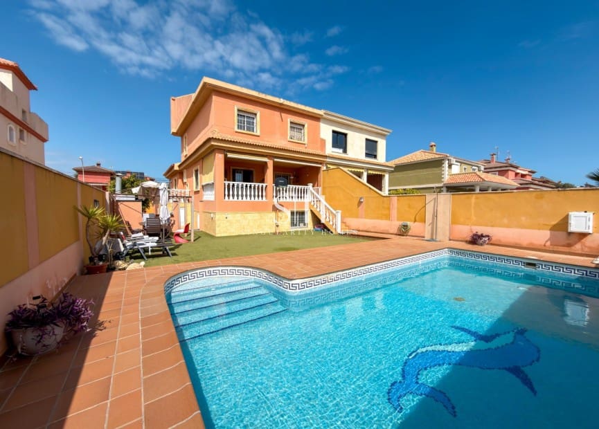4 bedroom Villa for sale in Aguas Nuevas with pool garage - € 499,000 (Ref: 9749702)