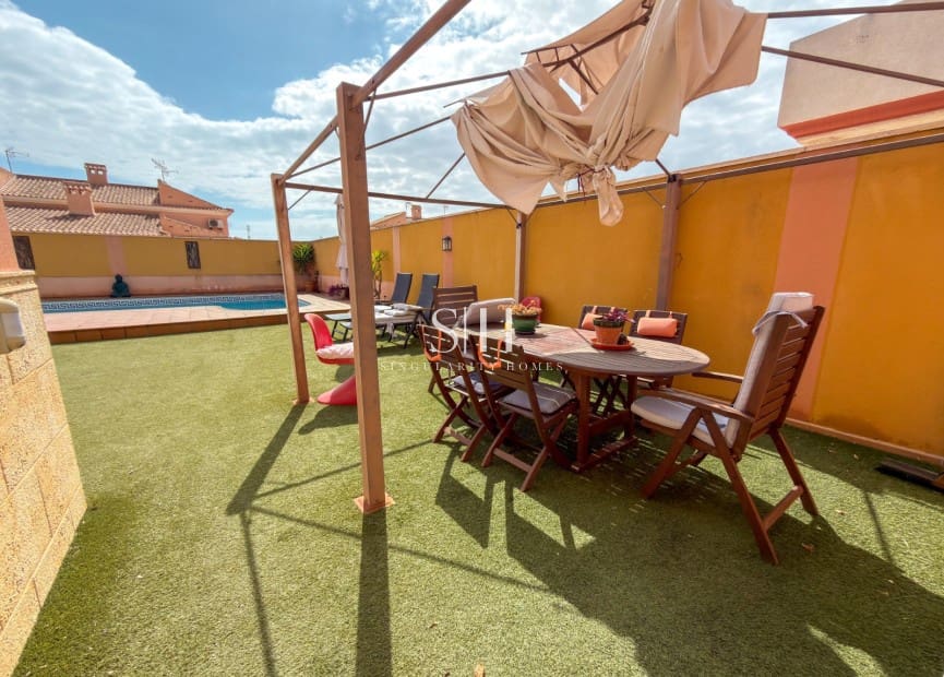 4 bedroom Villa for sale in Aguas Nuevas with pool garage - € 499,000 (Ref: 9749702)