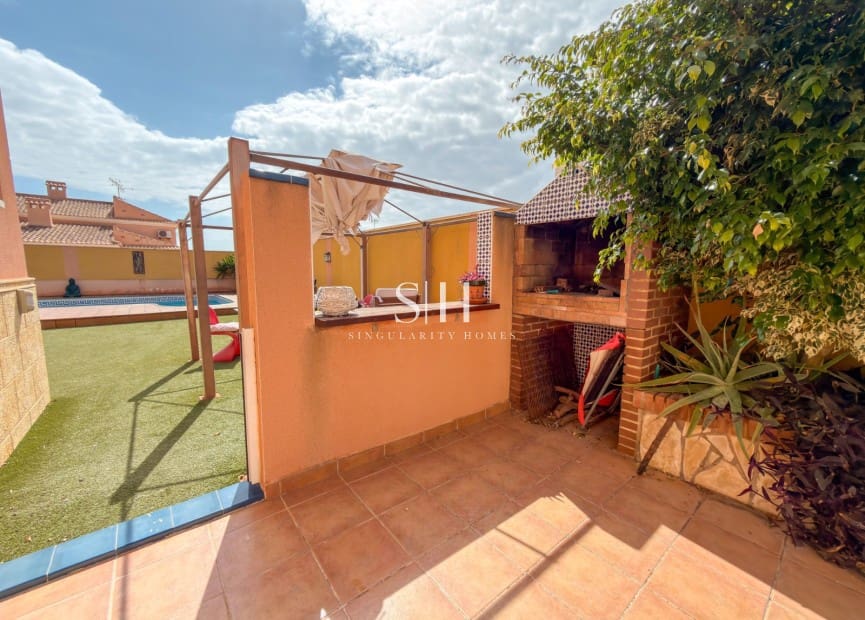 4 bedroom Villa for sale in Aguas Nuevas with pool garage - € 499,000 (Ref: 9749702)