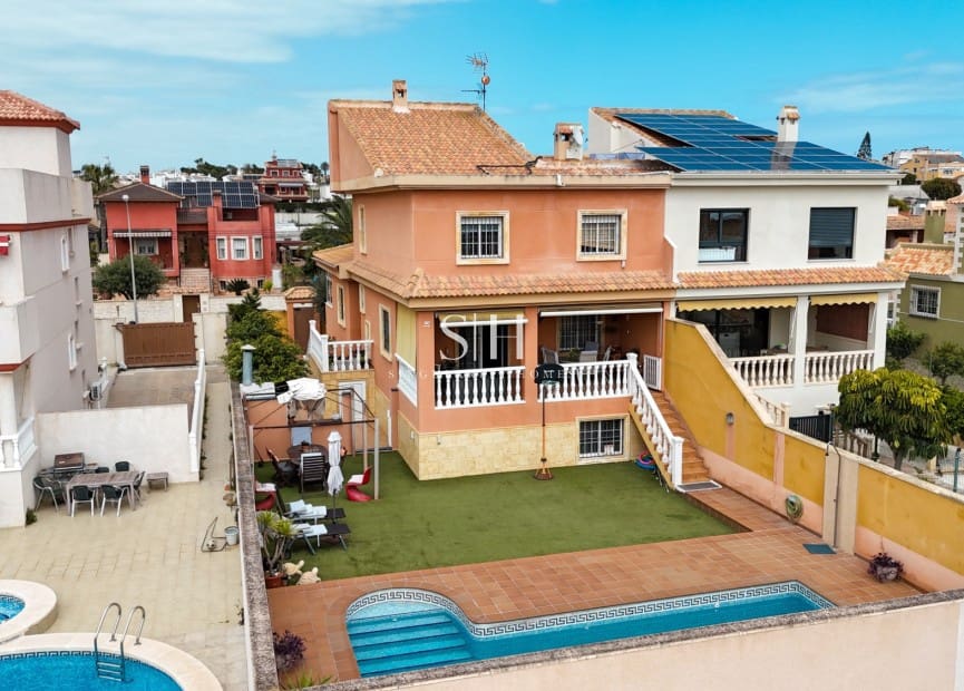 4 bedroom Villa for sale in Aguas Nuevas with pool garage - € 499,000 (Ref: 9749702)