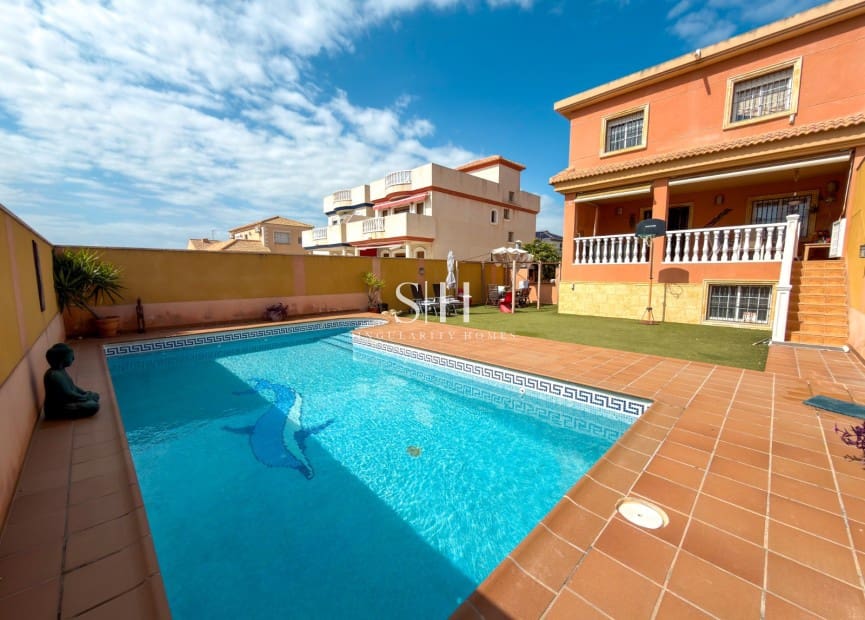 4 bedroom Villa for sale in Aguas Nuevas with pool garage - € 499,000 (Ref: 9749702)