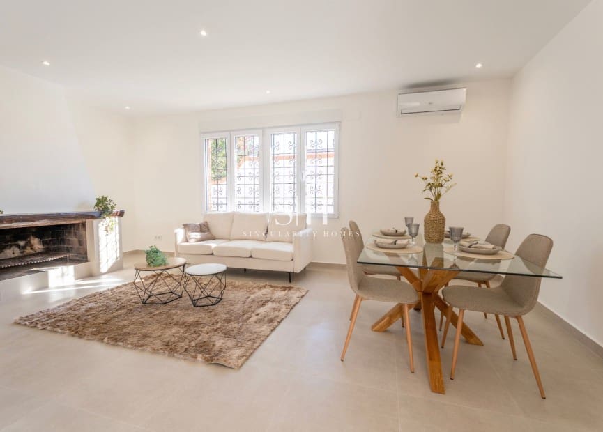 3 soverom Villa til salgs i Torrevieja med svømmebasseng - € 499 000 (Ref: 9786778)