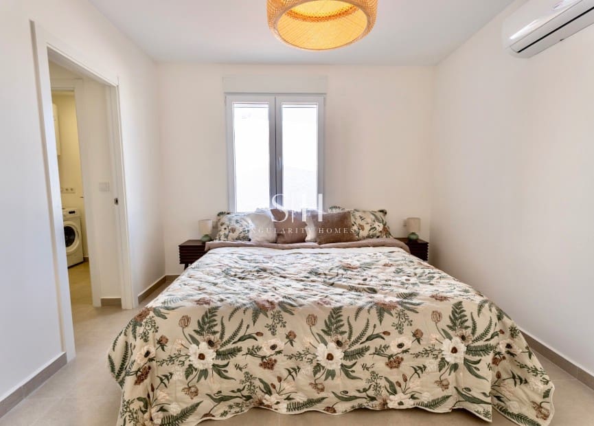 3 soverom Villa til salgs i Torrevieja med svømmebasseng - € 499 000 (Ref: 9786778)