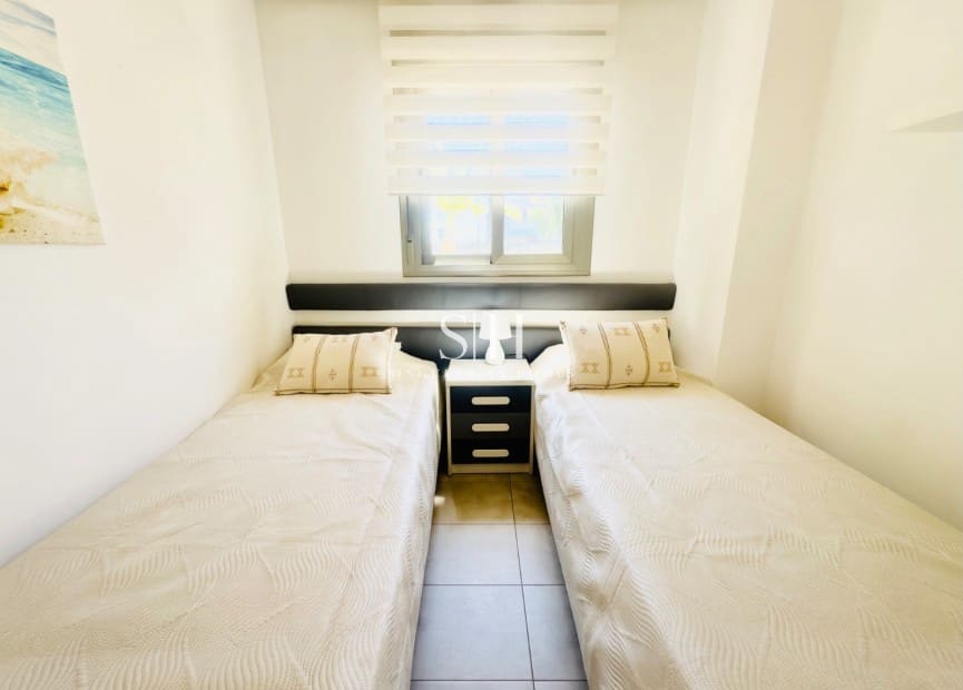 2 slaapkamer Appartement te koop in Los Dolses met zwembad garage - € 220.000 (Ref: 9787588)